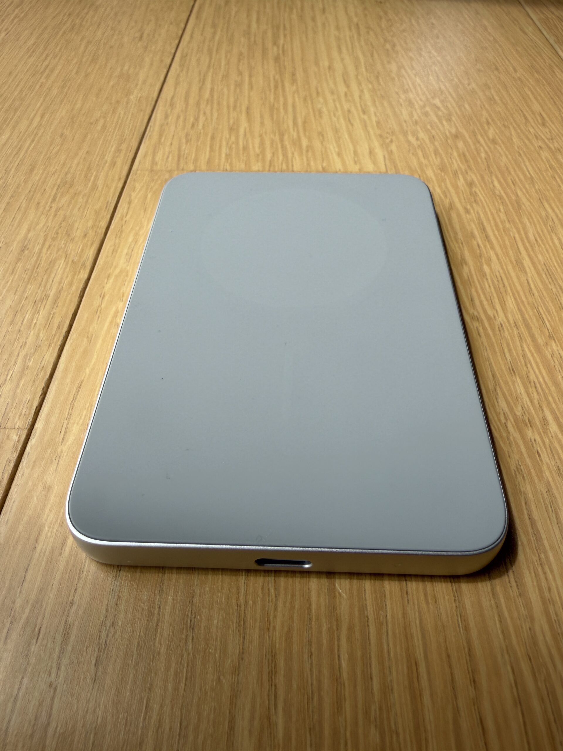 CIO SMARTCOBY SLIM II 側面から見た薄さ