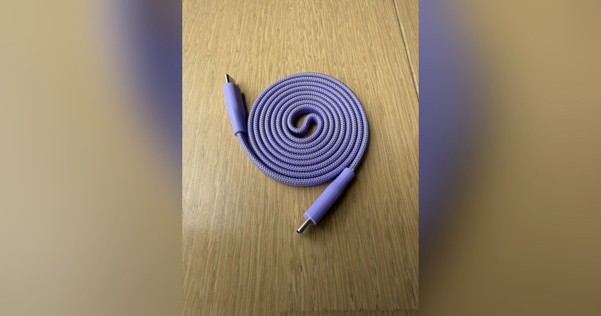 CIO Flex Spiral Cable コイル状に収納された様子